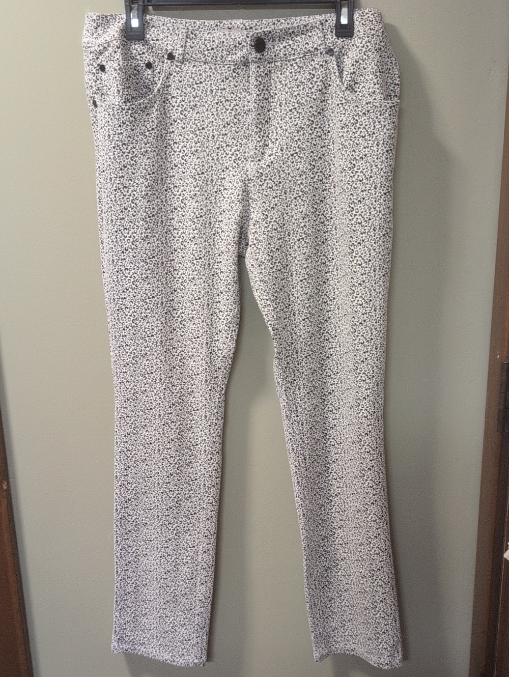 Eric brand 5 pocket skinny jeans in cheetah print.